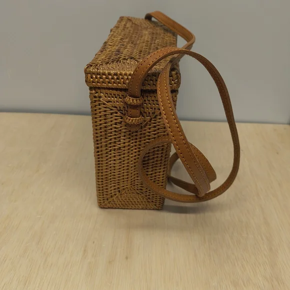 Bembien Flora Crossbody Bag - Picture 5 of 11